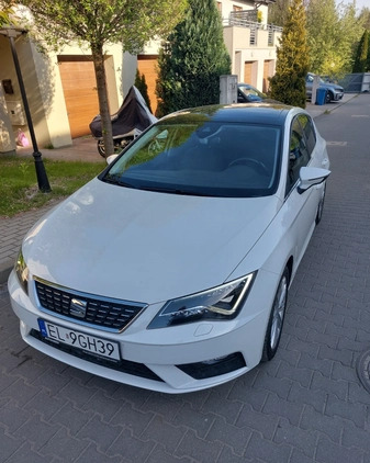 Seat Leon cena 70050 przebieg: 61700, rok produkcji 2019 z Łódź małe 562